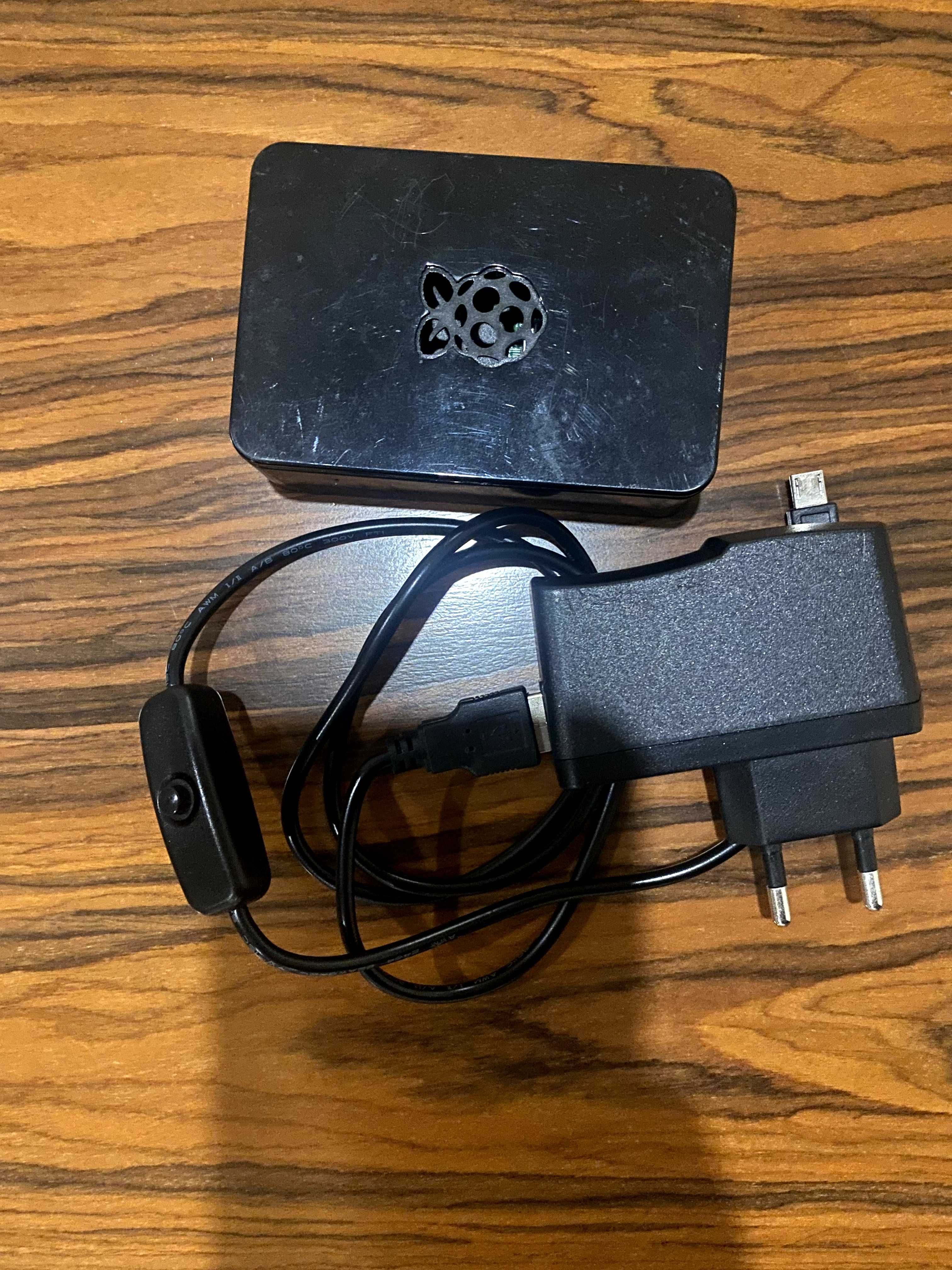 Raspberry Pi 3 c/ extras