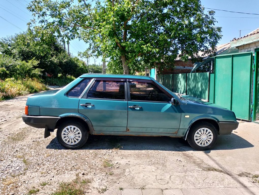 Продам ВАЗ-21099