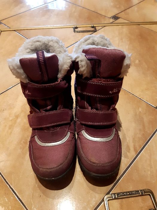Buty zimowe, śniegowe  w rozmiarze 30