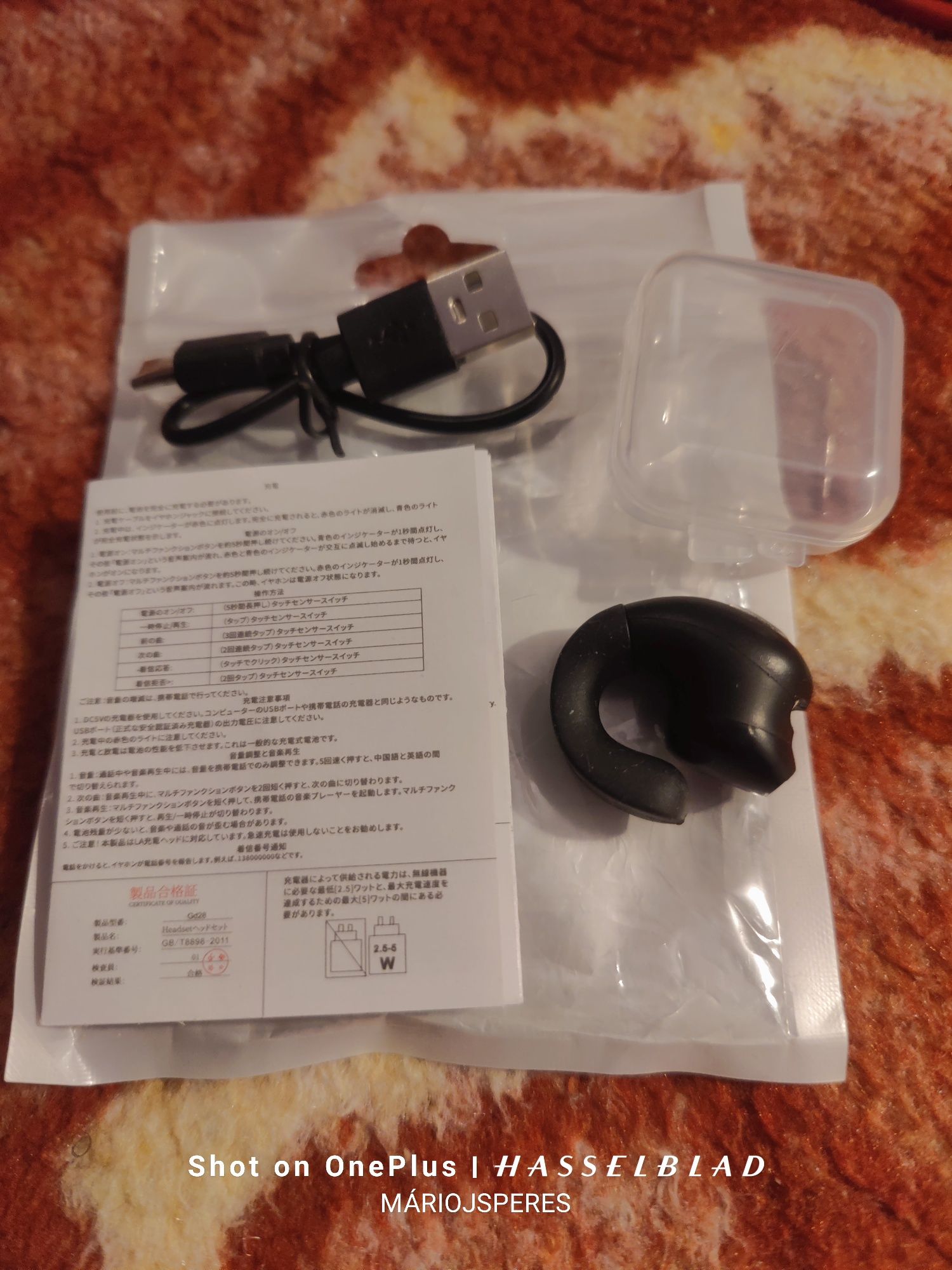 Auricular bluetooth tipo " brinco"