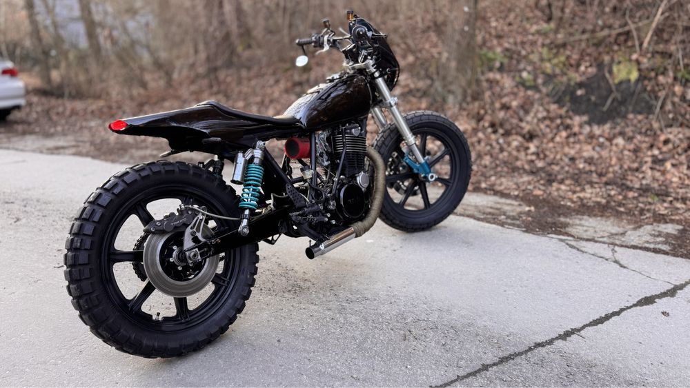 Yamaha sr 500 400 klasyk Transport cafe racer custom brat
