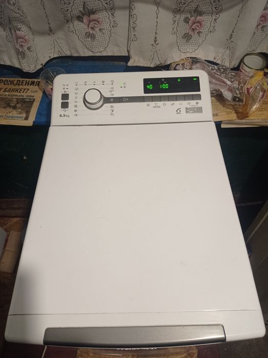 Продам пральну машину Whilrpool