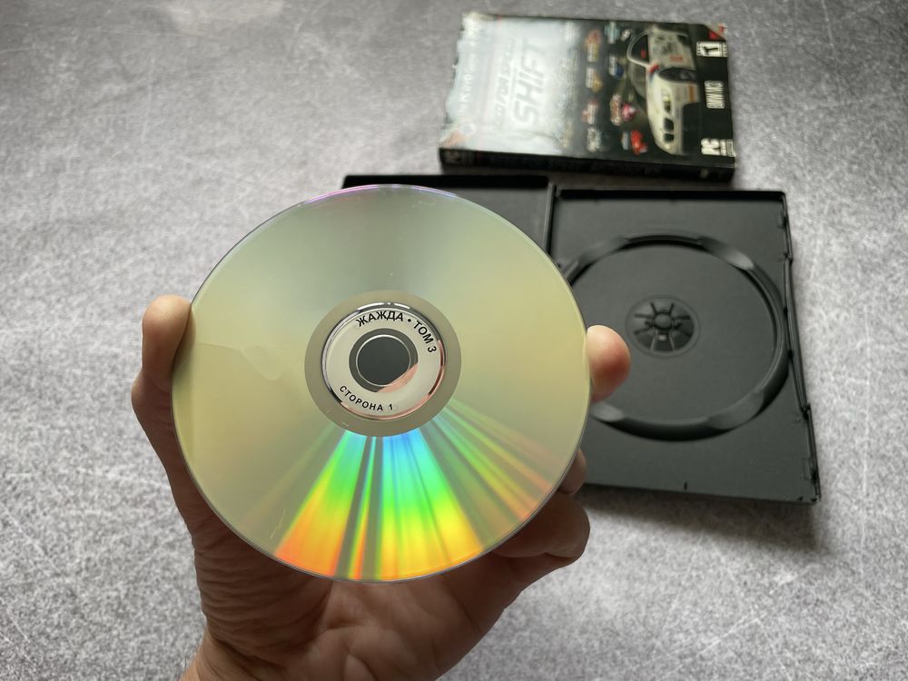 Ліцензійний Need for Speed: SHIFT + класичні частини NFS (PC DVD-ROM)