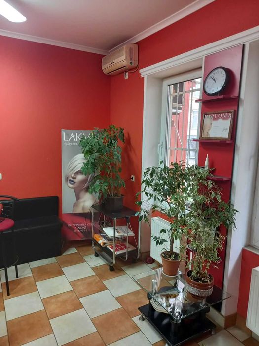 Продаж приміщення 88м2 1/10 м.Чернівці,Проспект