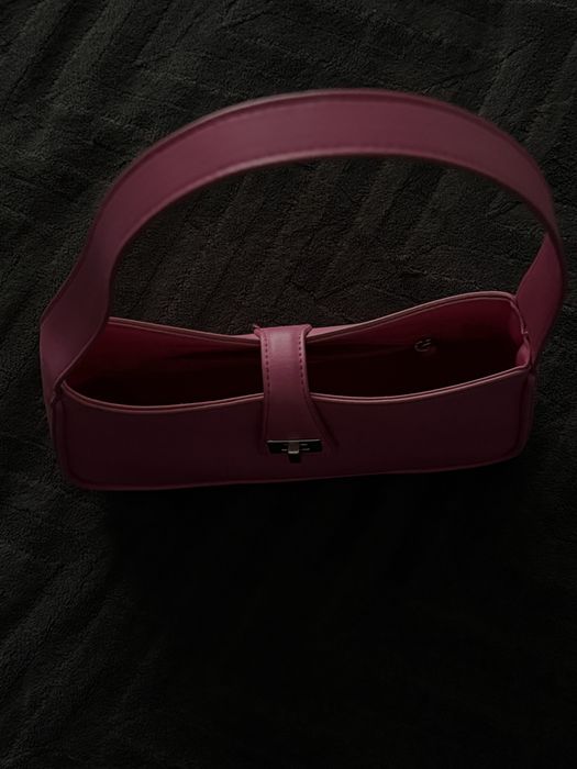 Сумка багет рожева