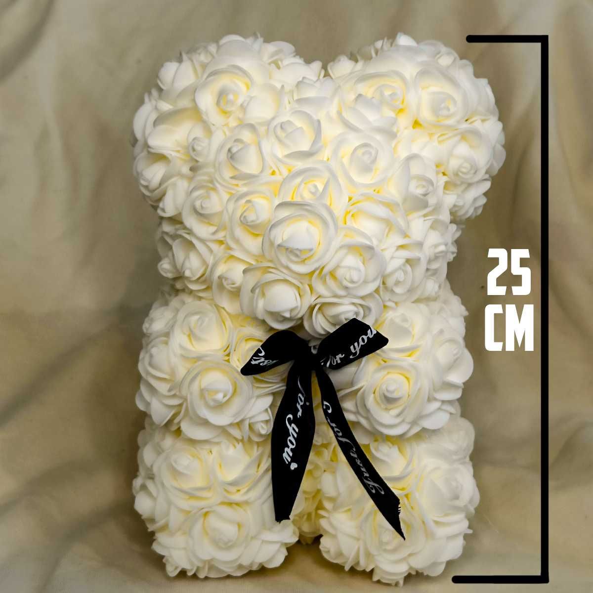 Ведмідь з вічних молочних (білих) троянд 25 См Ведмедик з квітів