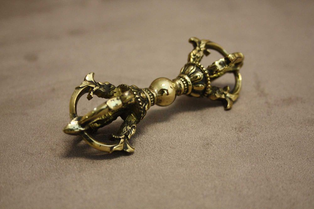Важра, Дордже  Vajra, Dorje