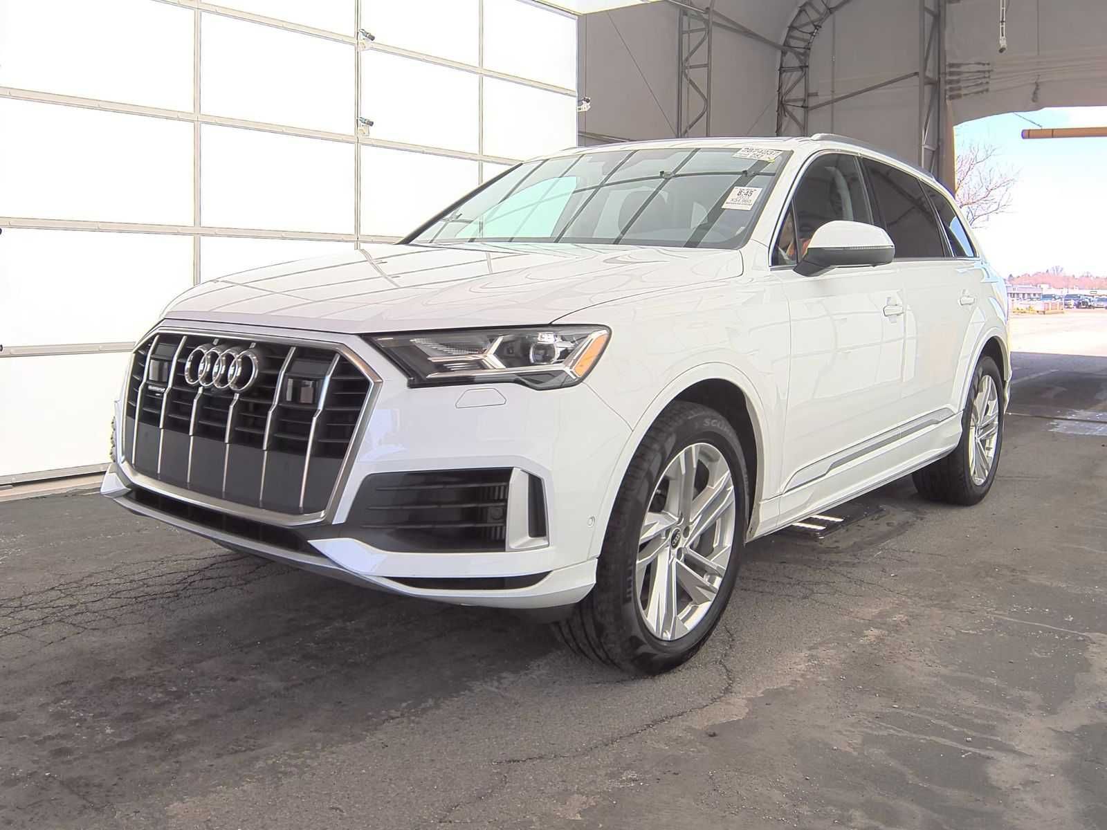 2023 Audi Q7 Premium Plus 55 TFSI