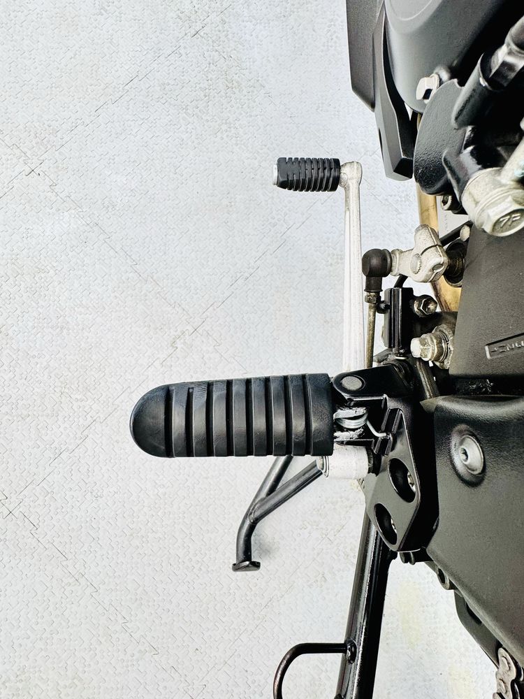 Мотоцикл Suzuki V-Strom 1000 в оригіналі з Японії