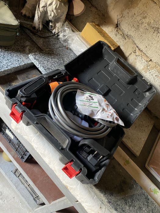 авто мийка акумуляторна