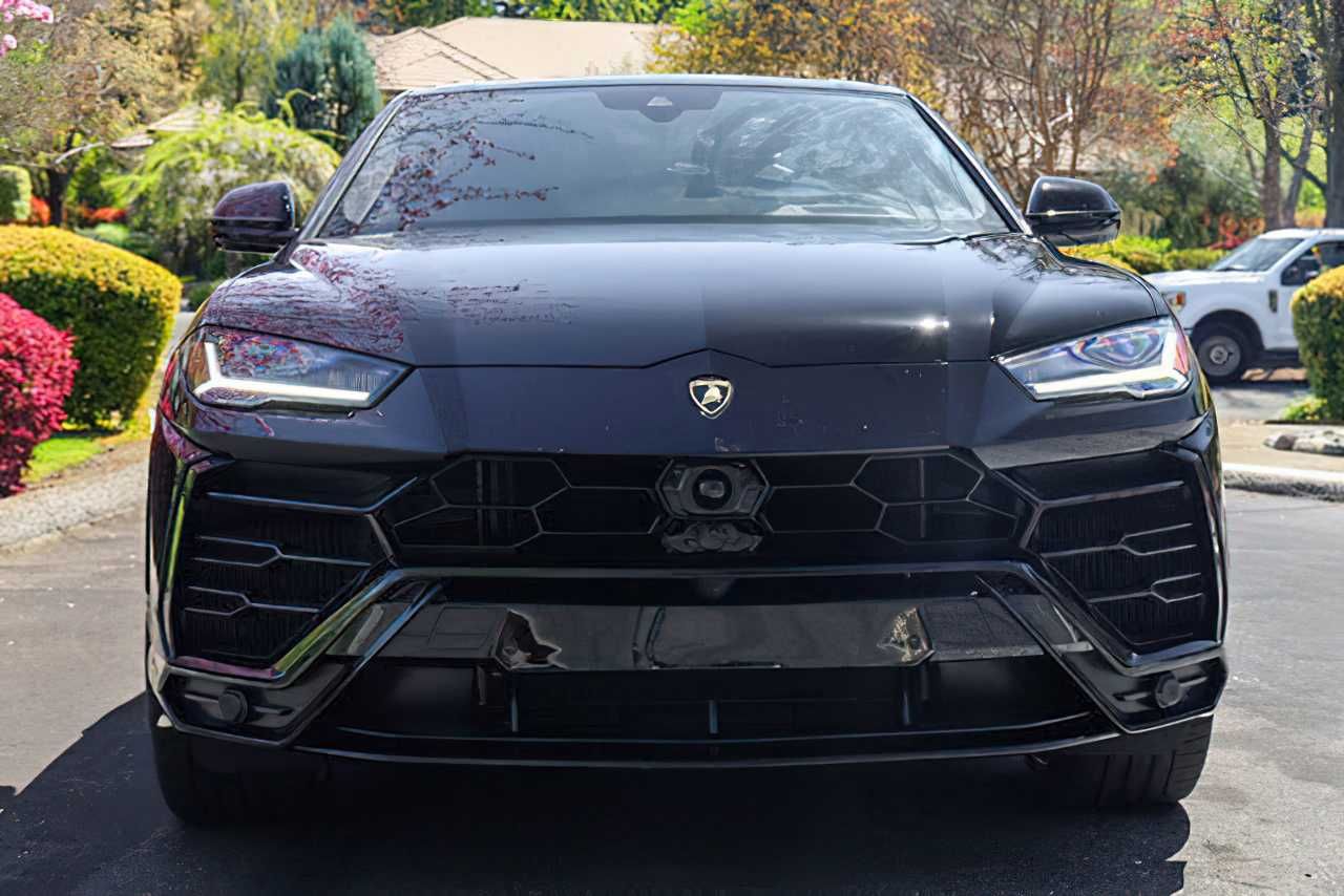 Lamborghini Urus 2021