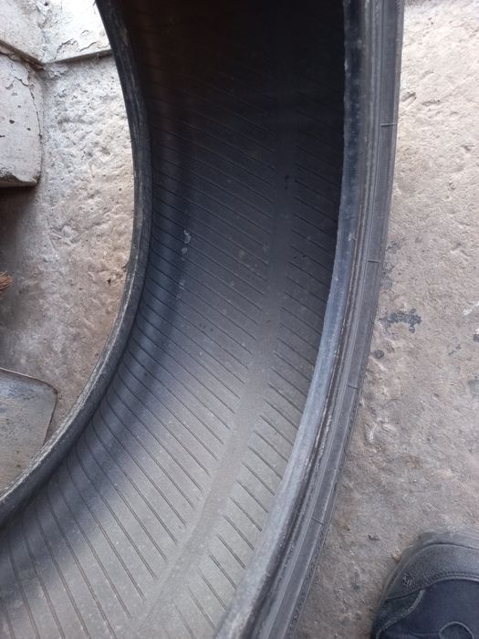 Шина TOYO SnowProx S953 235/40 R18 98 H
Зимняя резина
резина
колесо
Го