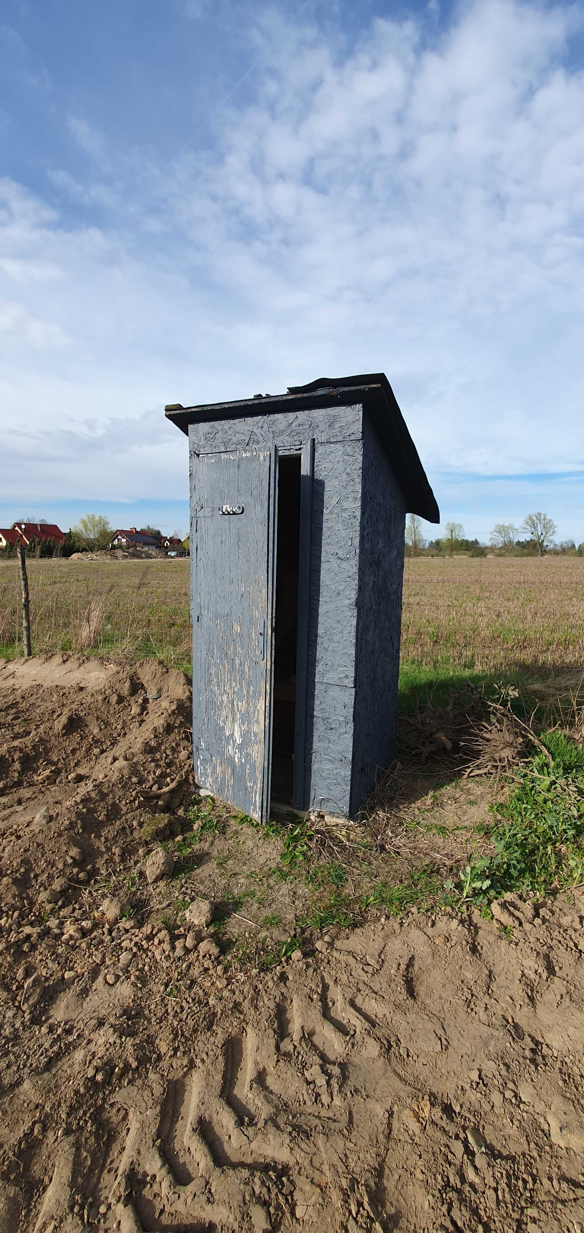 Toaleta budowlana wychodek WC