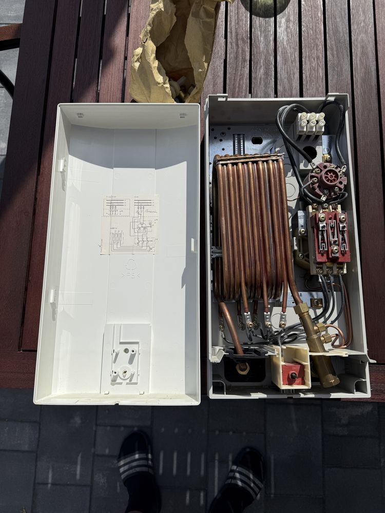 Podgrzewacz przepływowy Siemens DHT2100 – 21 kW, Made in Germany