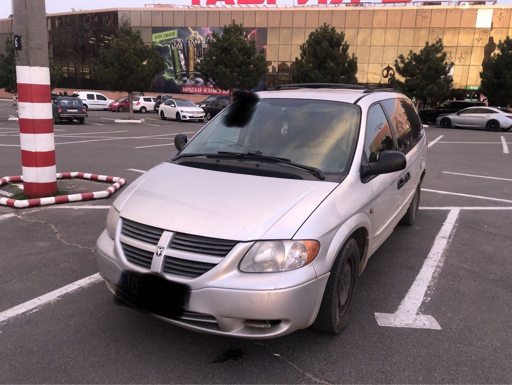 Dodge Grand Caravan 3.3 газ/бензин автомат