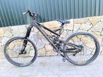 Bicicleta Downhill Mondraker