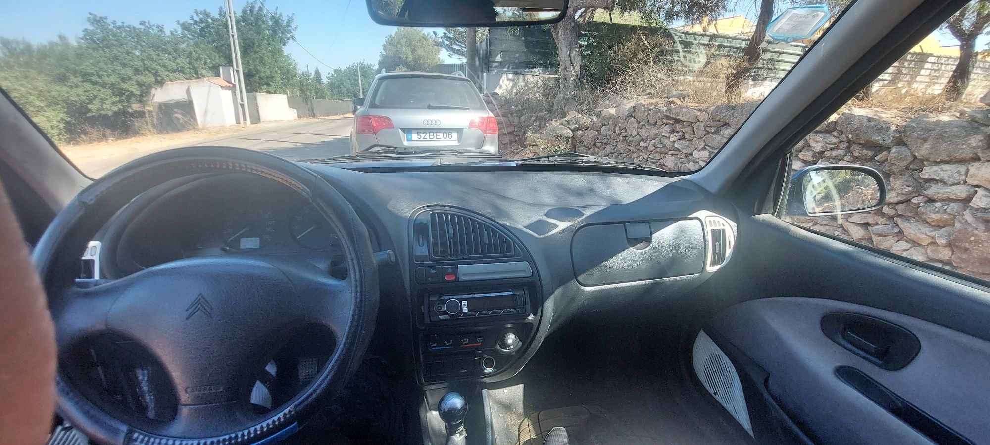 Citroën Saxo 1.1 2001 – 181.000 km

Descrição:
Vendo Citroën Saxo 1.1