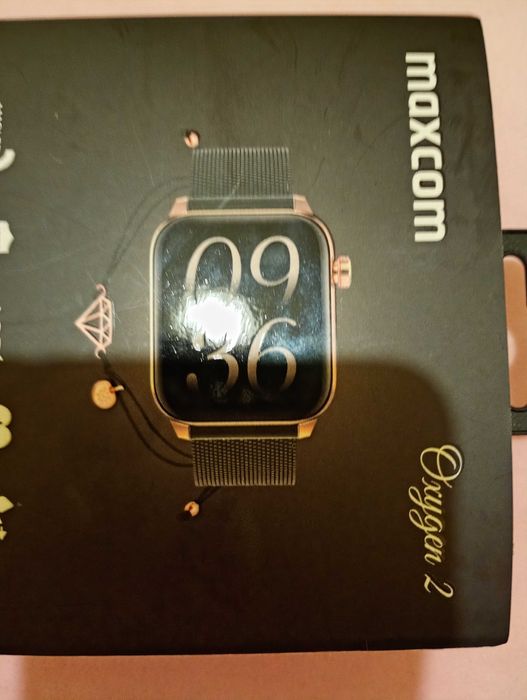 Smartwatch Maxcom FW64 czarno zloty