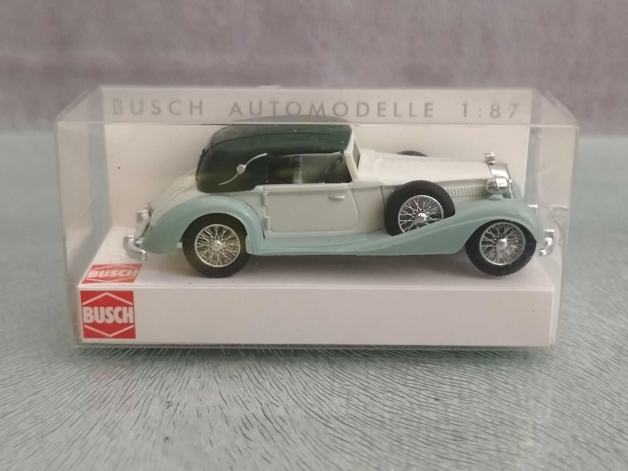 Busch 1/87 Horsch 853 Cabrio Green Model 41309 Skala 1:87