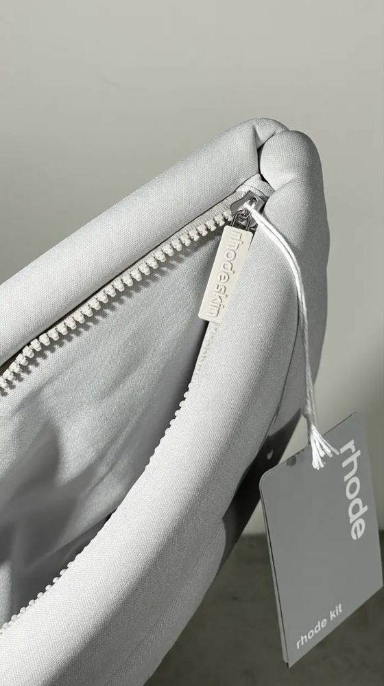 Косметичка Rhode Bubble bag