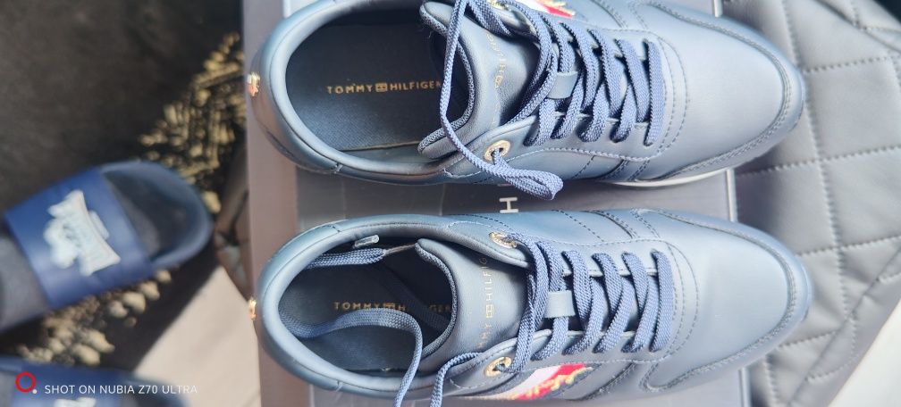 Buty Tommy Hilfiger rozm 38 nowe!