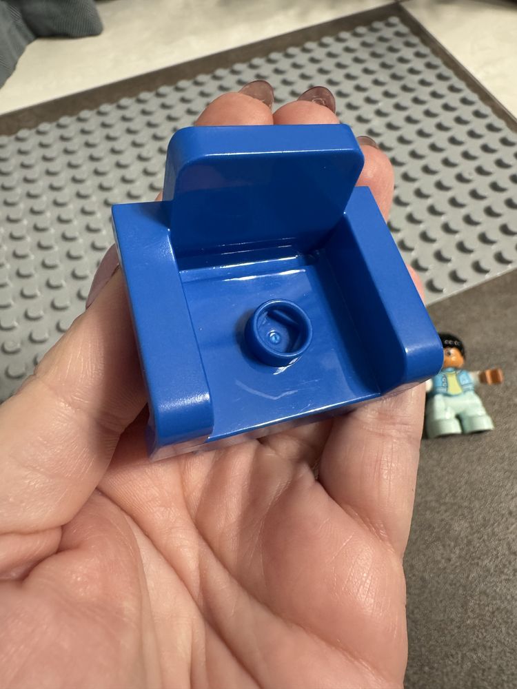 Krzesełko dziecięce a’la Lego duplo klocki niebieskie krzesło mebelki