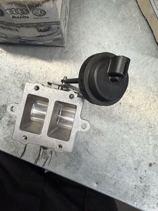 059 131 063 J клапан EGR