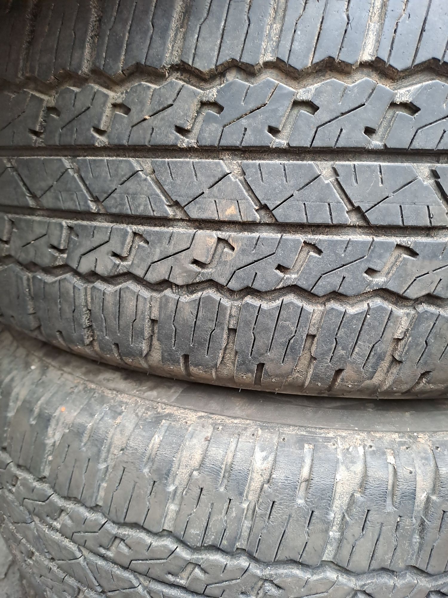 Opony wielosezonowe 4 sztuki Bridgestone Bridgestone 265/65/17