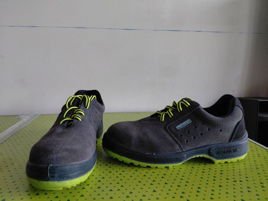 Botas Robusta tamanho 41