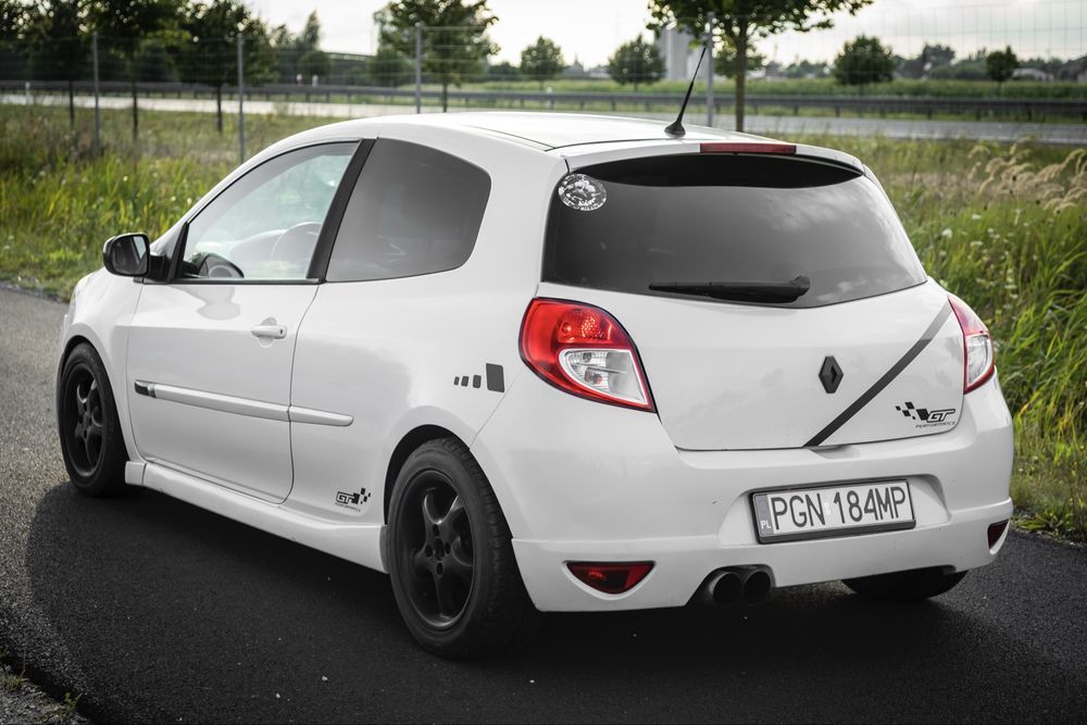 Renault Clio 3 GT 2009r. 1.6 Benzyna 128km