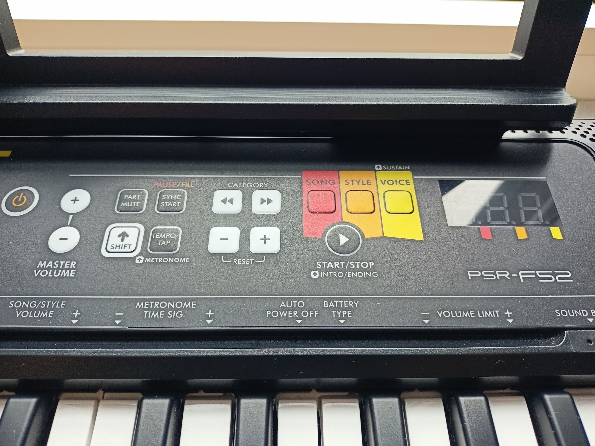 Keyboard Yamaha PSR-F52, 61 klawiszy