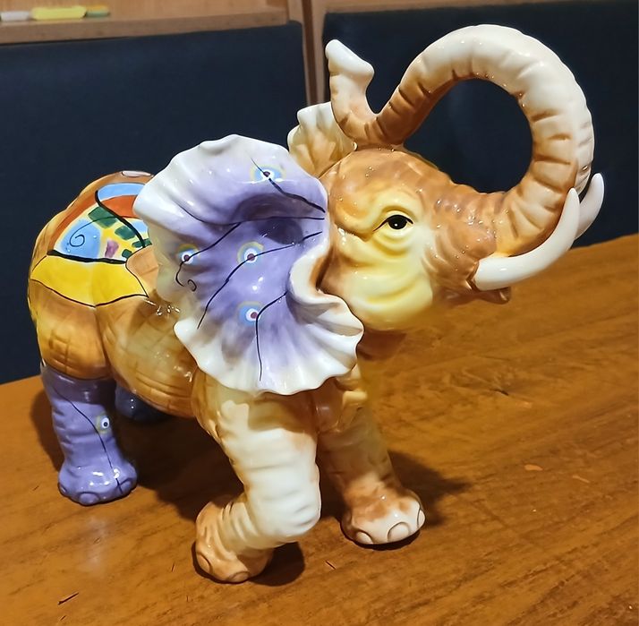 Керамічна статуетка слон Lefard