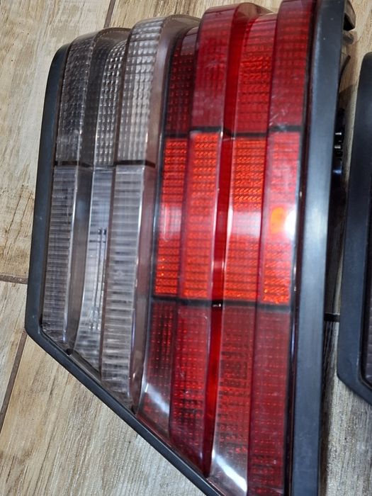 Фонари задние, стопы Мерседес w124