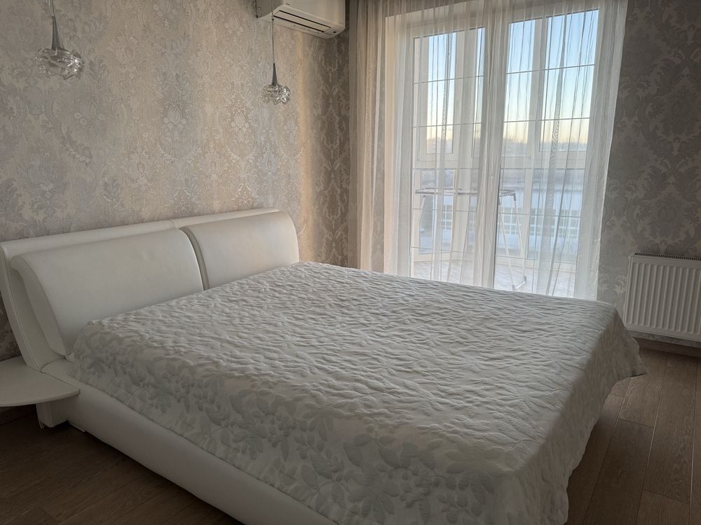 Продаж квартири 80 м2, пр-т Перемоги 119а