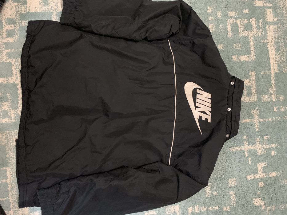 Nike Чорна Куртка