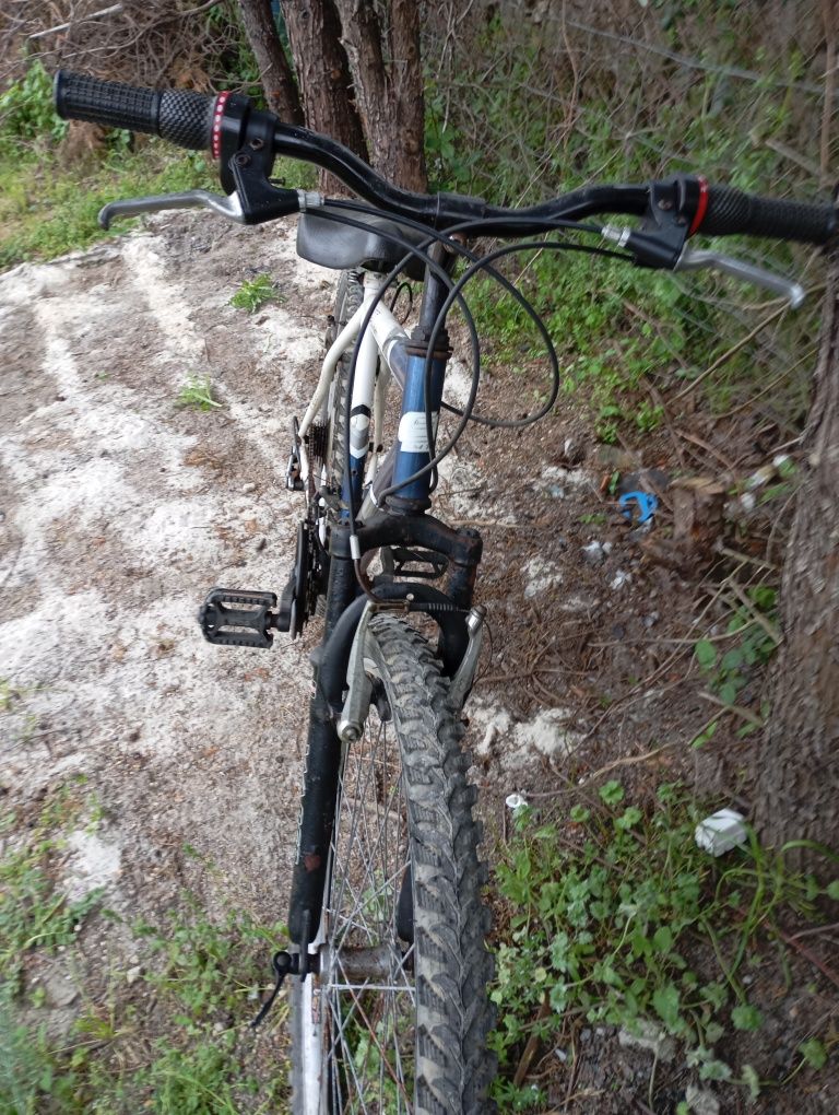 4 bicicletas usadas
