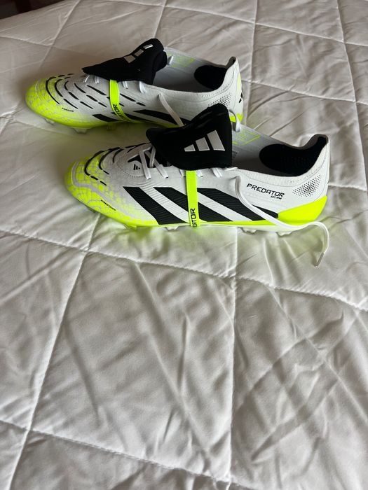 Chuteiras predator