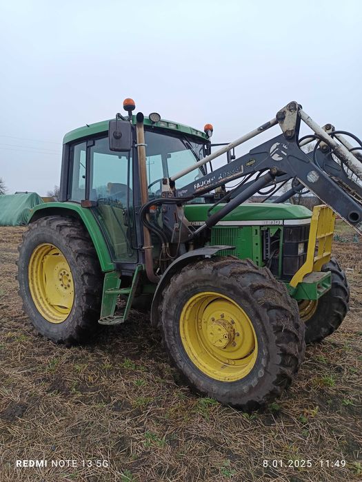 John Deere 6210  ładowacz czołowy