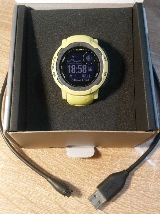 Garmin Instinct 2 - Electric Lime (45mm) + Acessórios Originais