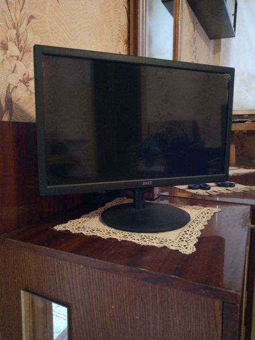 Телевизор на кухню  21 дюйм
