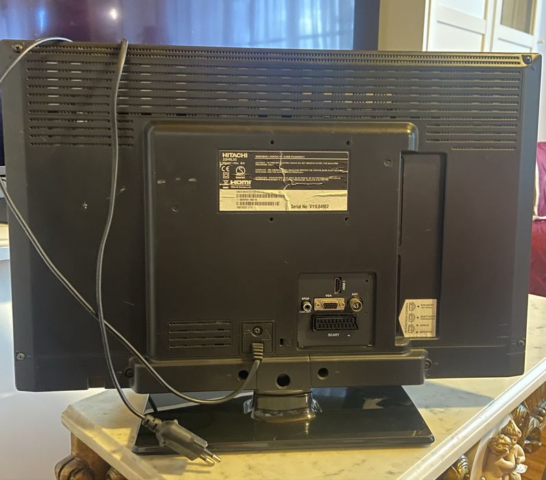 Televisor da marca Hitachi