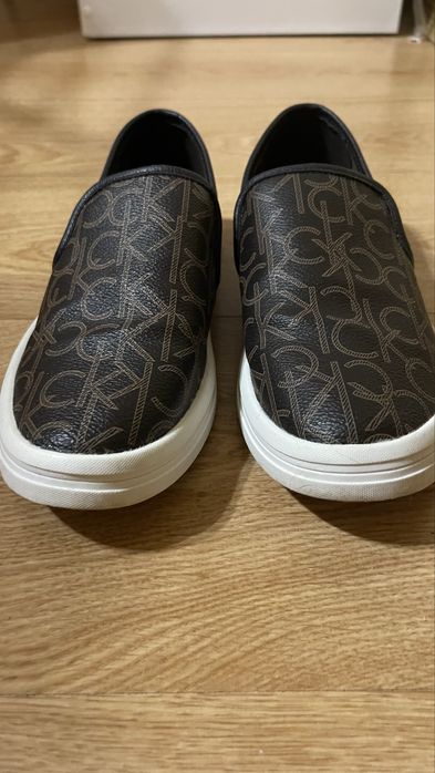 Лофери Calvin Klein,MARREN2 код E0011, відмінний стан, 38р ,24см