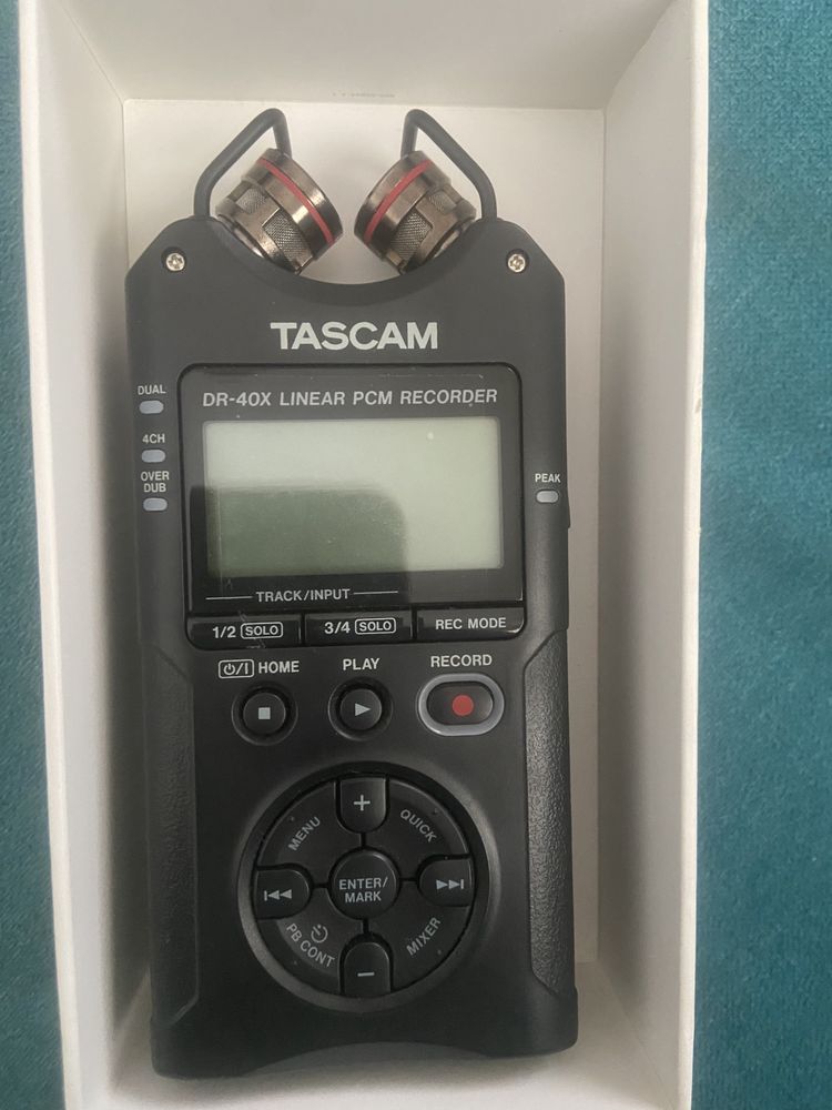 Gravador Portátil Tascam DR-40X 64GB