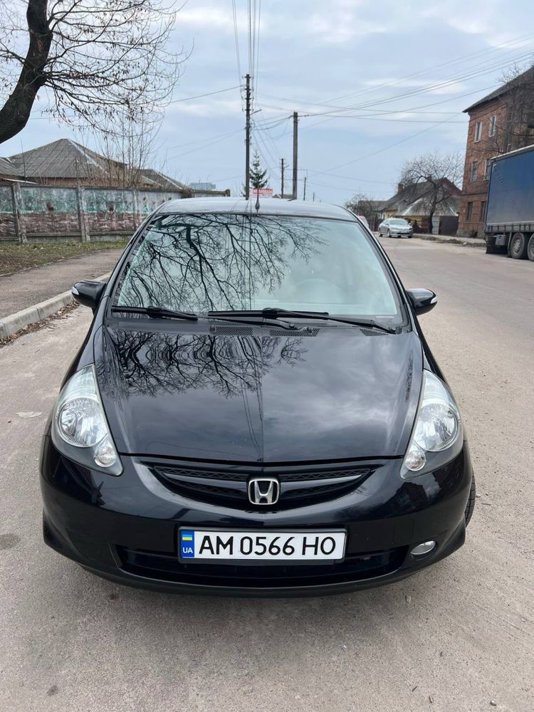 Продам Honda Jazz