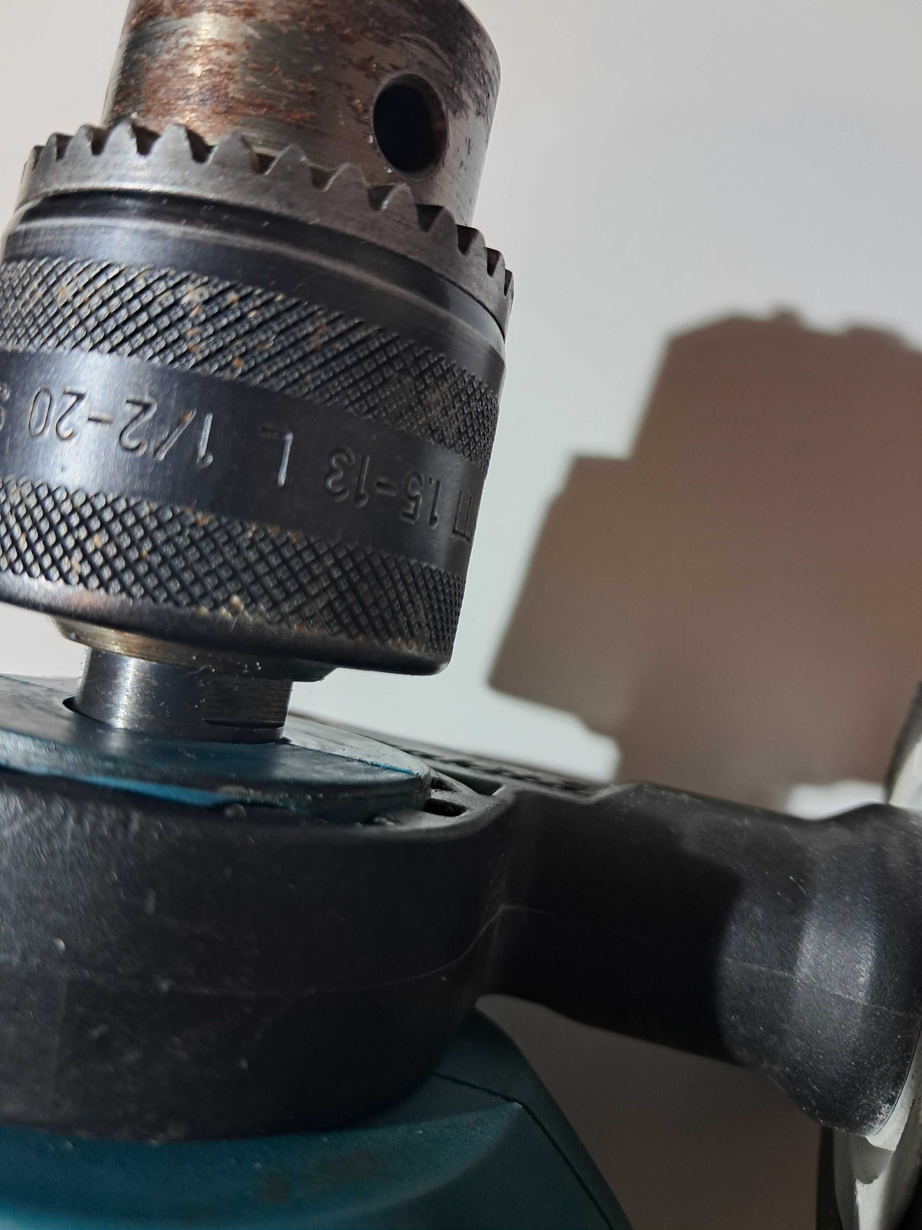электро дрель makita HP1640 Как новая