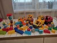 Kilka zestawów LEGO Duplo.