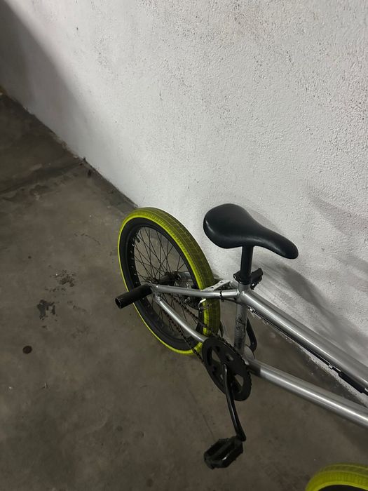 Bicicleta bmx.