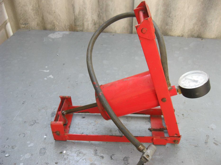 Продам насос ножной