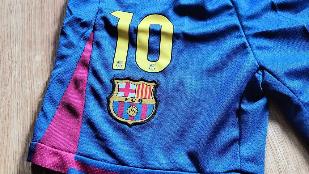 Nowy komplet dziecięcy FC Barcelona Lamine Yamal roz. 145-156cm