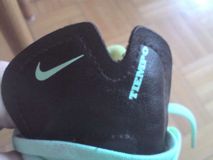 Korki Nike Junior Tiempo adidasy skóra nat. rozm. 36,5/23,5 cm wkręty